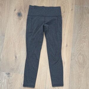 Athleta Dark Heather Gray Salutation Stash Pocket II 7/8 Leggings - Size Small